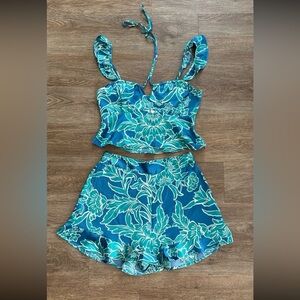 NWT House of Harlow 1960 Two Piece Faux Silk Short Set Size Medium